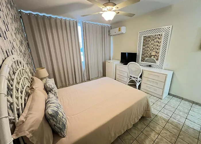 Modern Santo Domingo Condo In Heart Of Gazcue