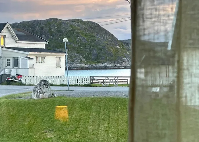 Hedvig Guesthouse & Ragnahus