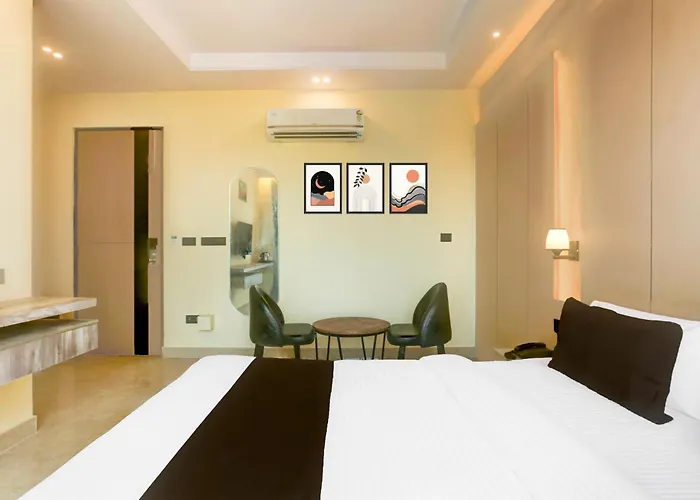Super Townhouse Isbt Dehradun