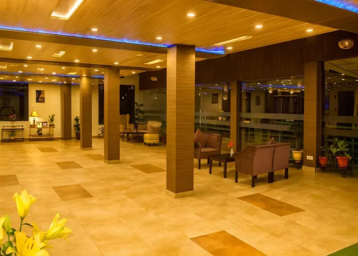 Aachman Nature Valley Resort Mashobra - With Swimming Pool