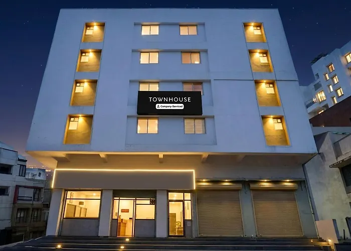Townhouse Ambegaon Road Katraj Formerly White Castle