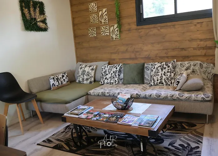 Chalet Tous Confort Avec Piscine Lagon