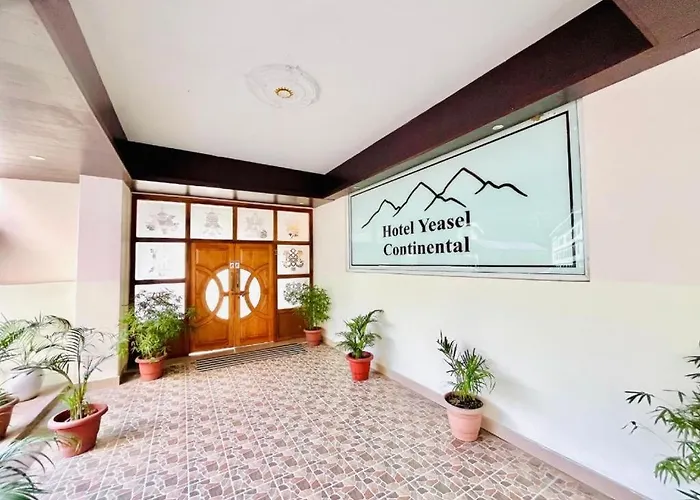 Staynest Continental Gangtok - 100 Meter From Ridge Park