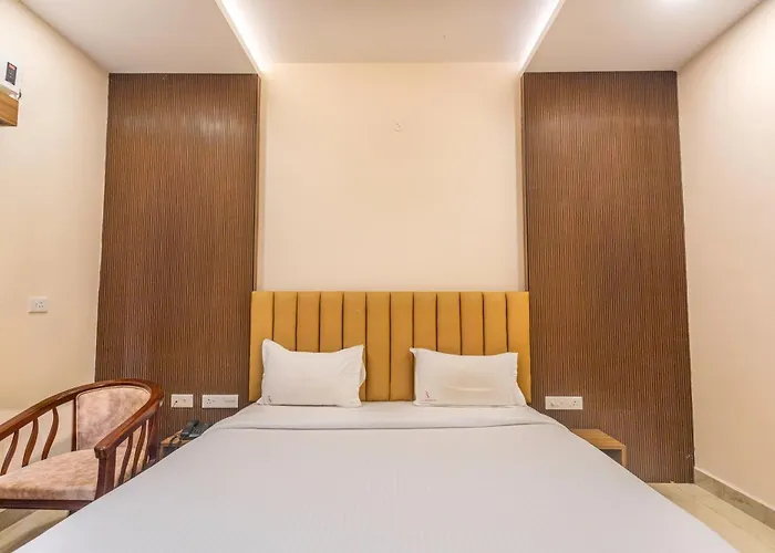 Hotel Saesha International