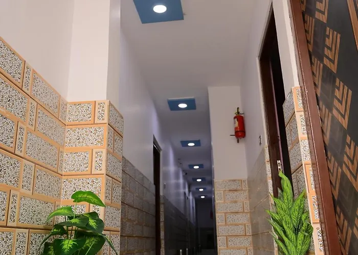 Hotel New Residency Near Ram Mandir