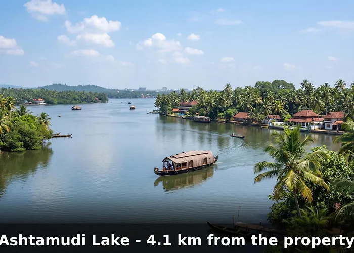 Hotel O Kollam Bypass Kureepuzha
