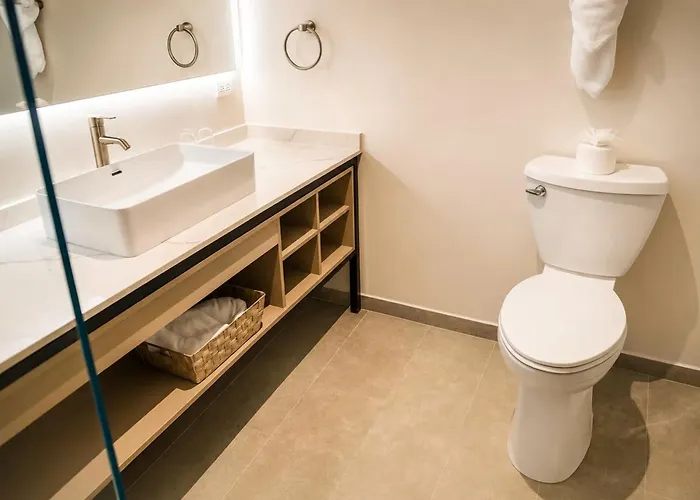 Wyndham Garden Belize City Grand Resort