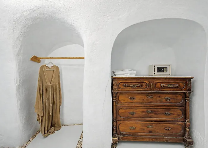 Oia Vista Houses