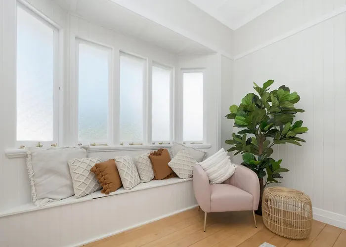 Grand 4Br Queenslander On Harold Sleeps 7
