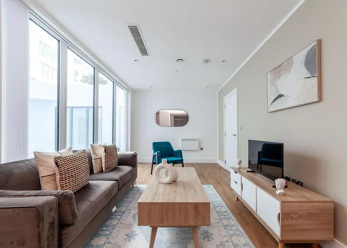 Modern 1Bed Flat In Ealing Near Tube & Shops