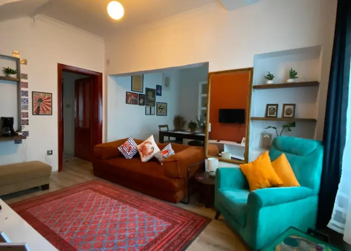 Authentic Detached House In Kusadasi City Center
