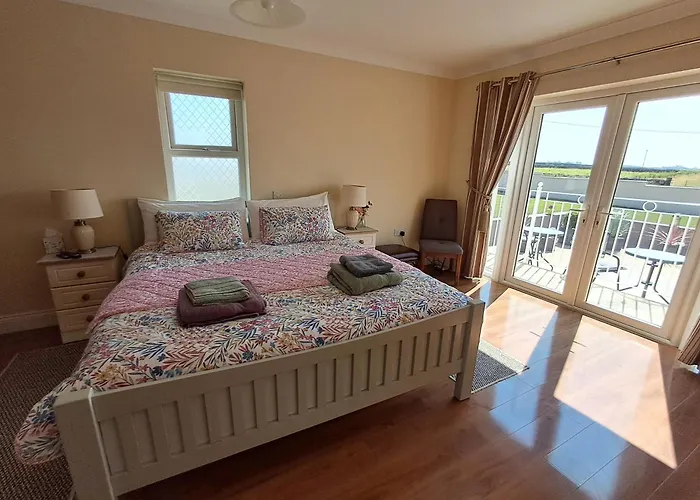 Warm Spacious Three Bed Chalet