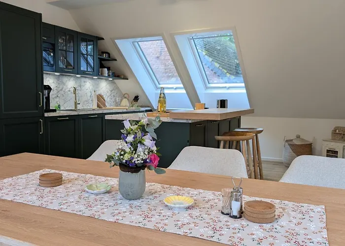 Ferienwohnung Coproyshof - Direkt Am See - 3 Schlafzimmer, Privater Strand & Feuerstelle