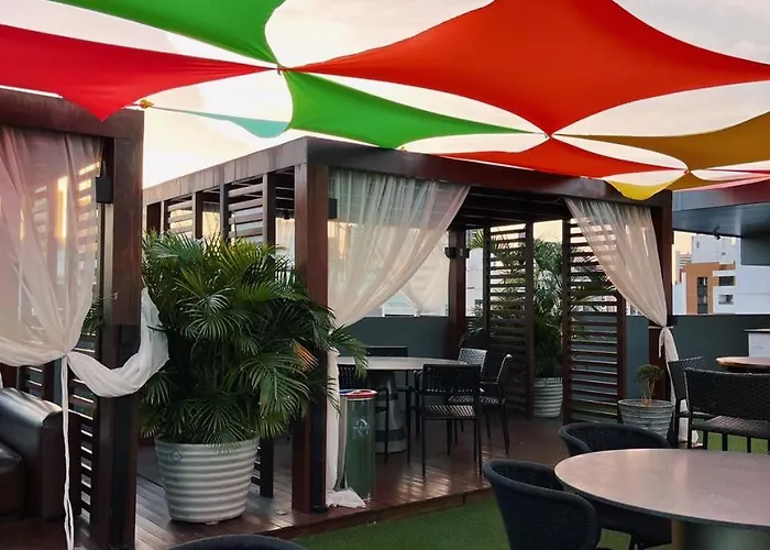 Acomodacoes Proximo Ao Mar No Quality Hotel - By Flat Service