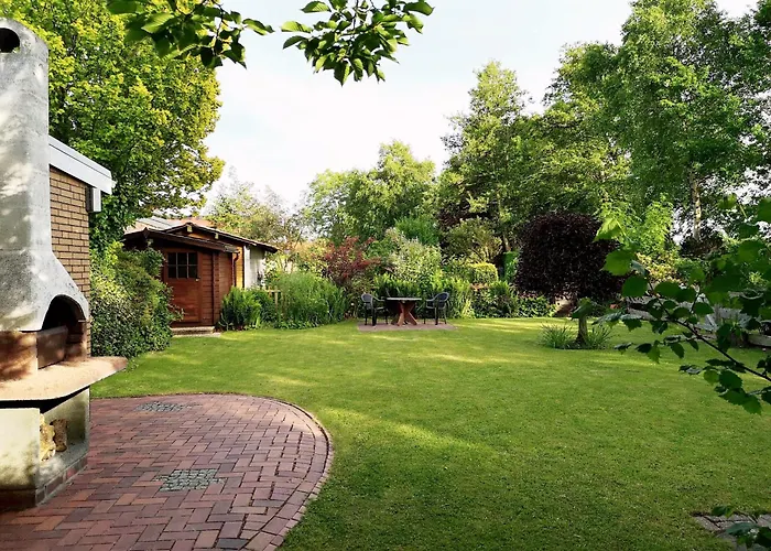 Haus Meereswind Esens, Wintergarten Mit Kamin