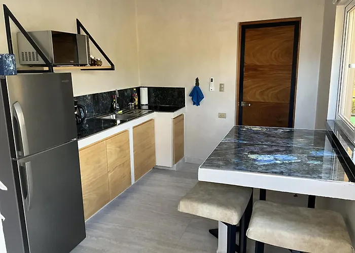 Pierre And Colors - Boutique Hotel - Tamarindo Adults Only