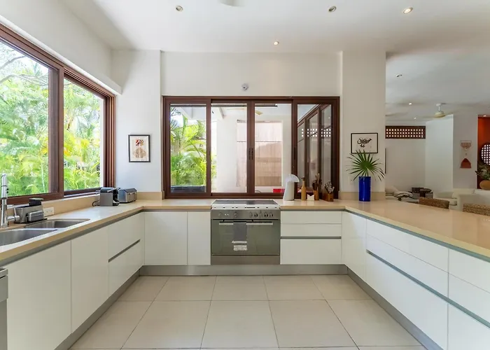 Three Dolphins Villa 4Br, Private Pool, Terrace, Family Fun