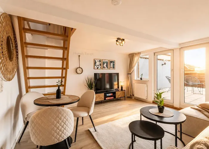 Homely Escape Maisonette Friedberg Mit Terrasse