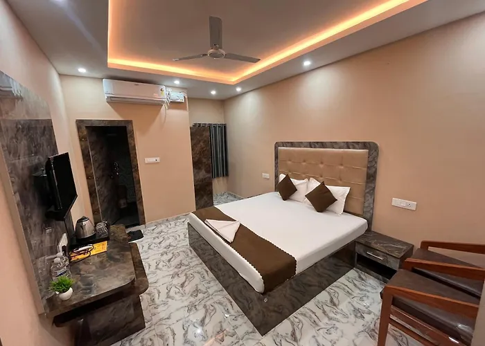 Pepper Stayz In Ayodhya Near Ramjanmabhoomi