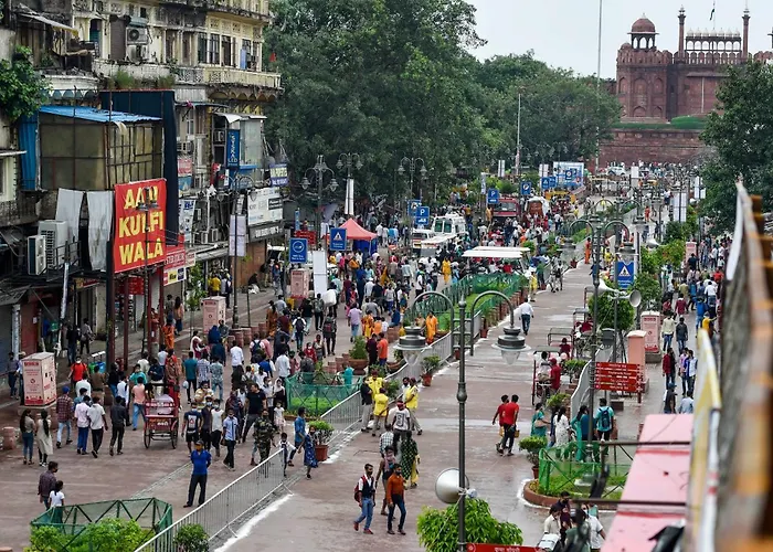 Grand Plaza Hotel S & G Paharganj Main Bazar