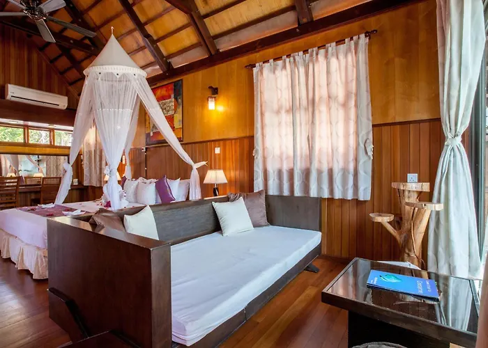 Lankayan Island Resort