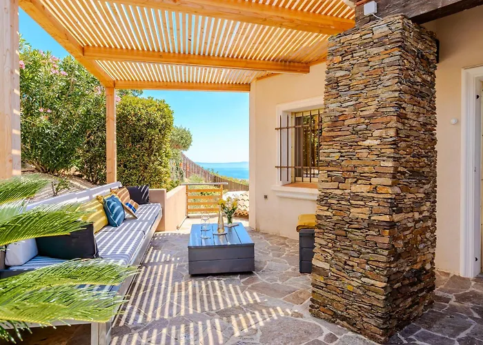 Superbe Appartement "Haut De Villa", Vue Mer Panoramique, Piscine