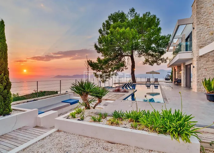 Tekce Villa Faralya N131