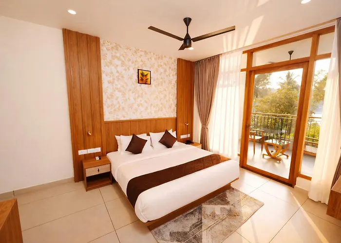 Malankara Palace Lake View Resort & Spa