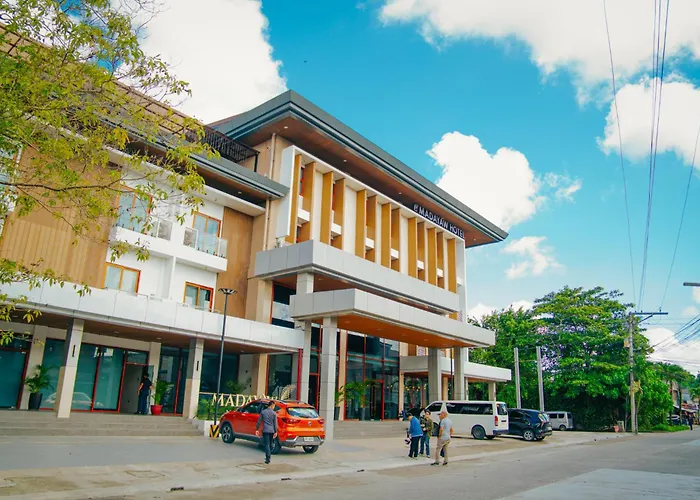Madayaw Hotel Tagum