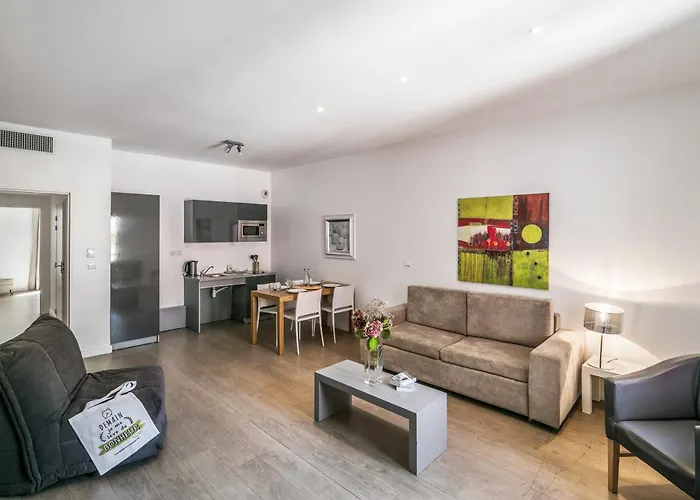 Zenitude Hotel-Residences Lourdes Lorda