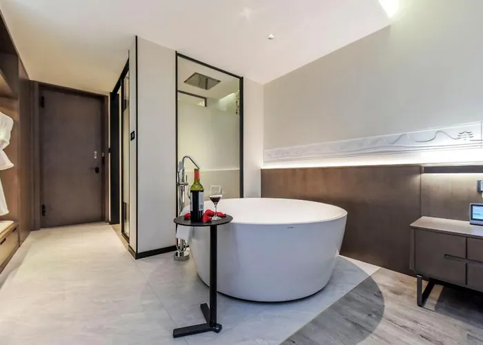 Arts Hotel & Suites Yangshuo Ten-Mile Gallery
