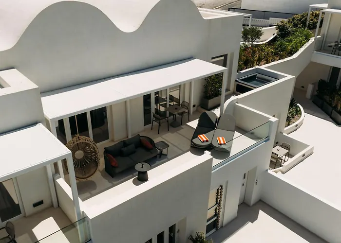 Santorini Heart Hotel & Spa