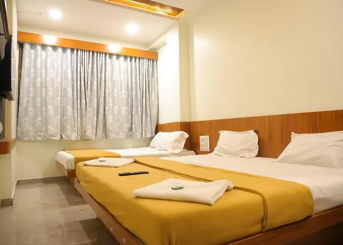 Hotel Sumeet Palace