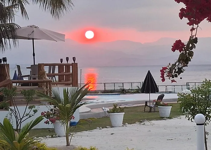 Banana Beach Club