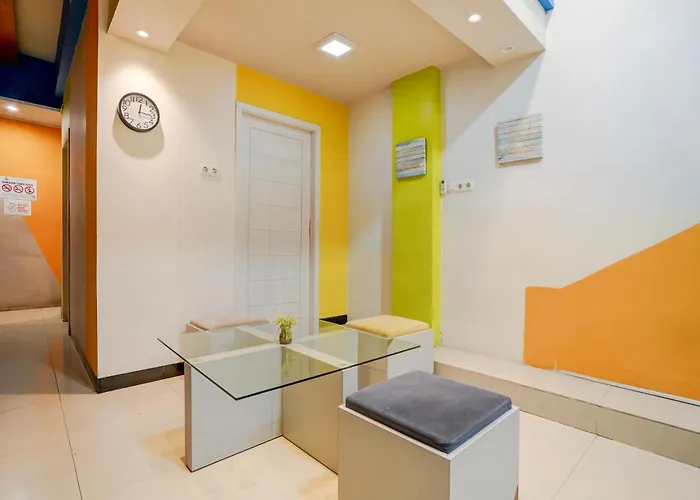 Hotel O Near Terminal Batoh Formerly Hotel Al Fatih