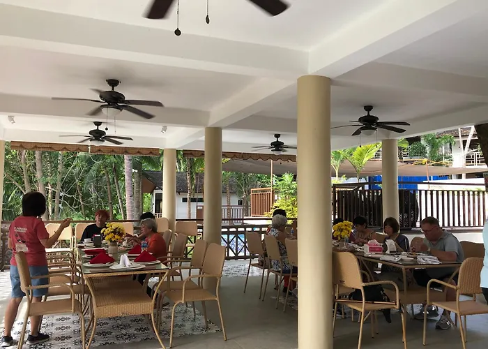 Island Garden Beach Resort