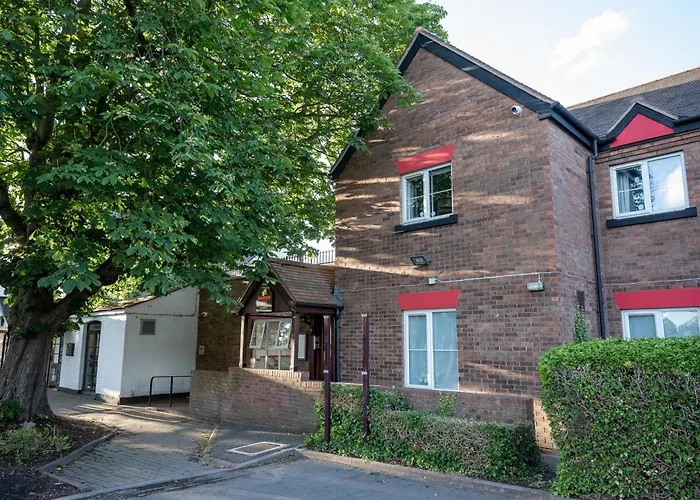 Saram Lodge Lichfield