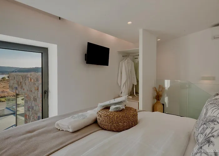 Relaxury Villa I