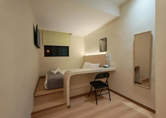 The Loft Hotel 68