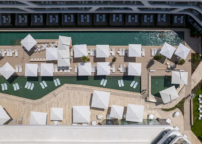 The Yacht - By Fattal Limited Edition