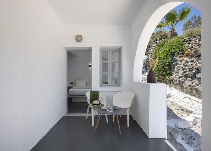Elios Cave Suites