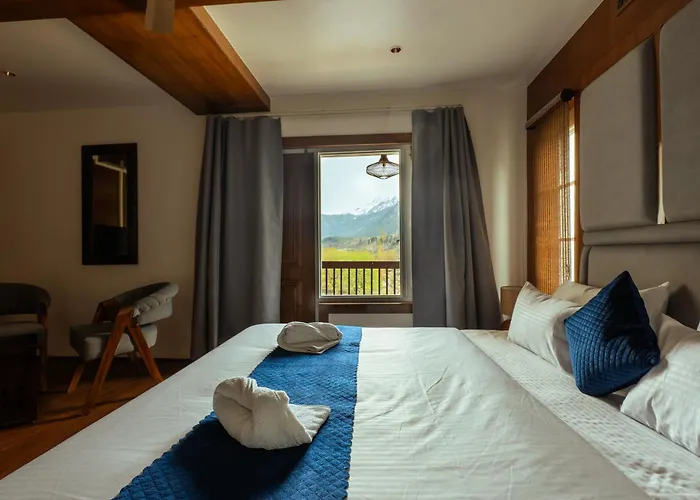 Walnut Village Resort