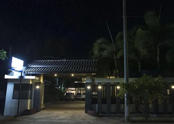 Pondok Indah Beach Hotel