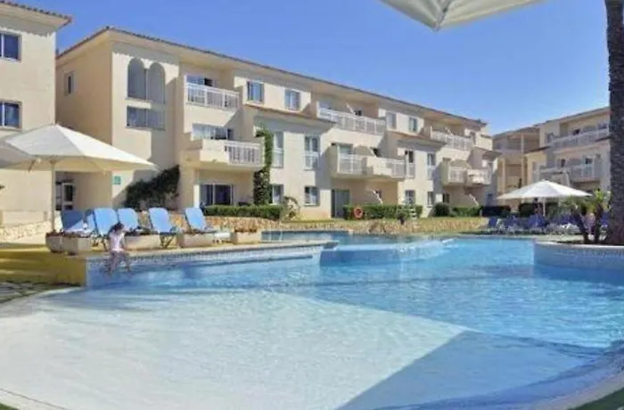 Hotel Isla Cabrera