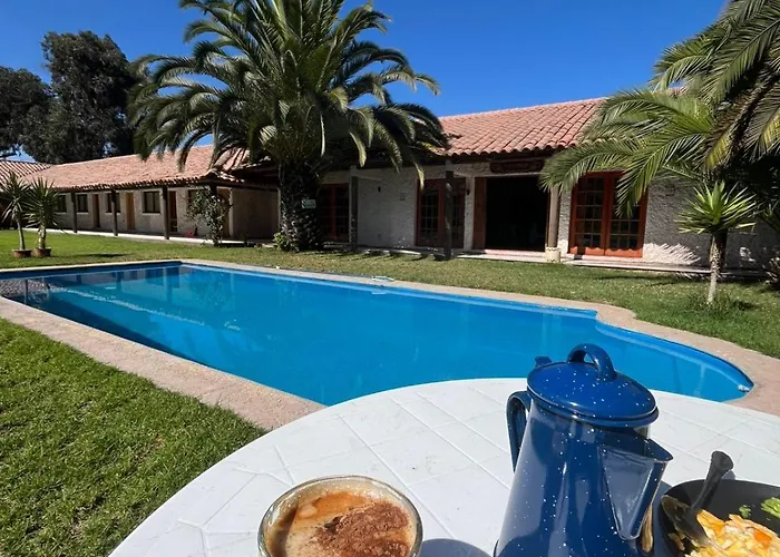 Serena Colonial Hotel