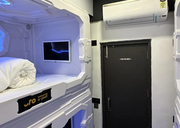 Naptapgo - Japanese Inspired Pod Hotel Katra