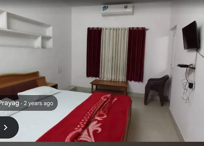 Hotel Prayag With Ev Car Station 7,4Kw
