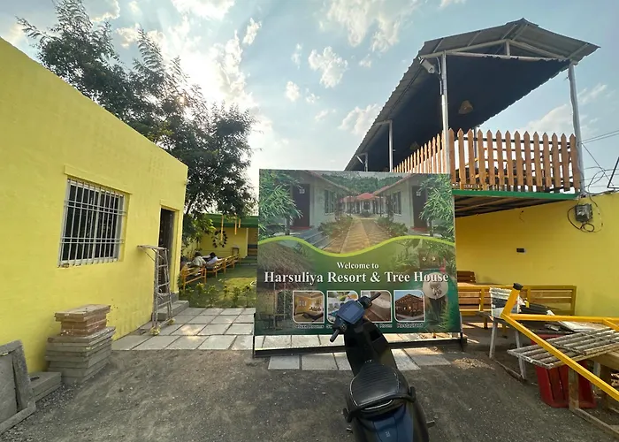 Harsuliya Resort And Tree House