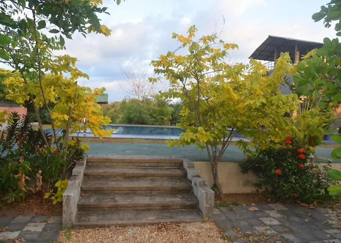 The Lark Resort , Induruwa