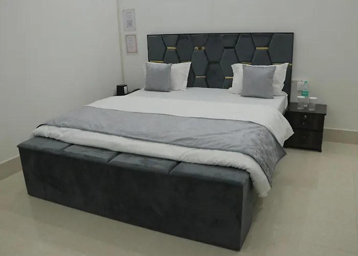 Hotel Sant Kripa Stays